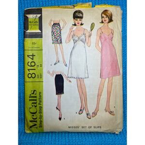 McCalls 8164 Sewing pattern slip half slip full dress slip 1960s Size 14